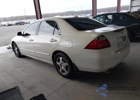 2007 Honda Accord Hybrid z USA, uszkodzony, nr VIN JHMCN36517C003550